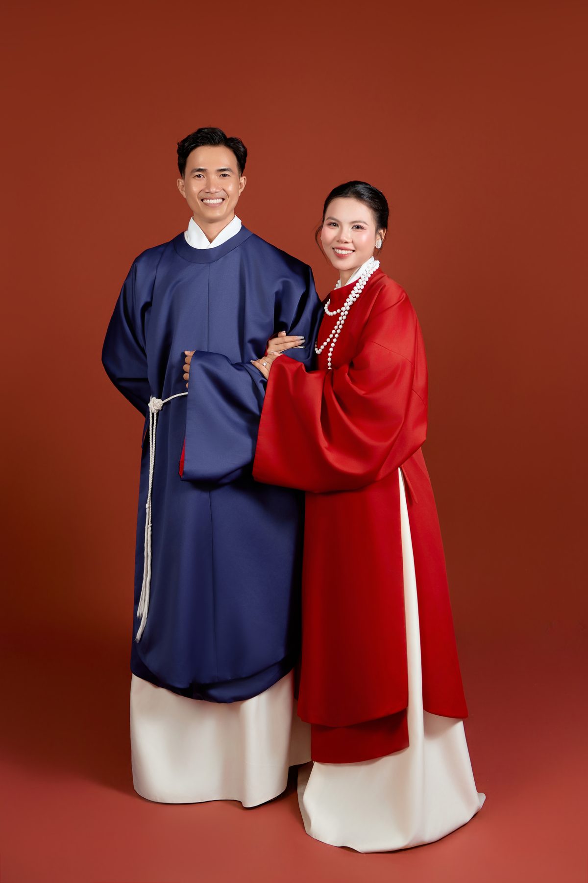 Thành Tân & Mỹ Nhung - Cổ Phục Truyền Thống (Hình Chính)